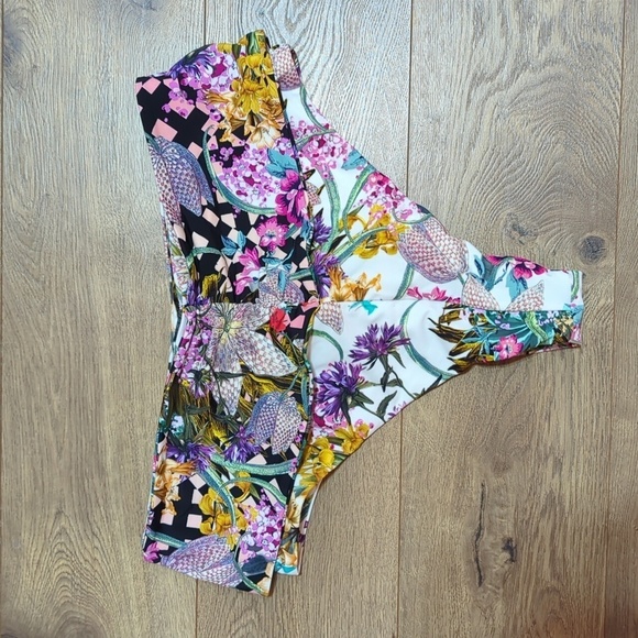 Swiminista X Christian Lacroix Classy Bottom Swimwear in Josephine Large - Picture 2 of 7
